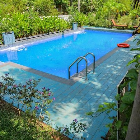 Malavikas Black Beach Resort Varkala Exterior foto